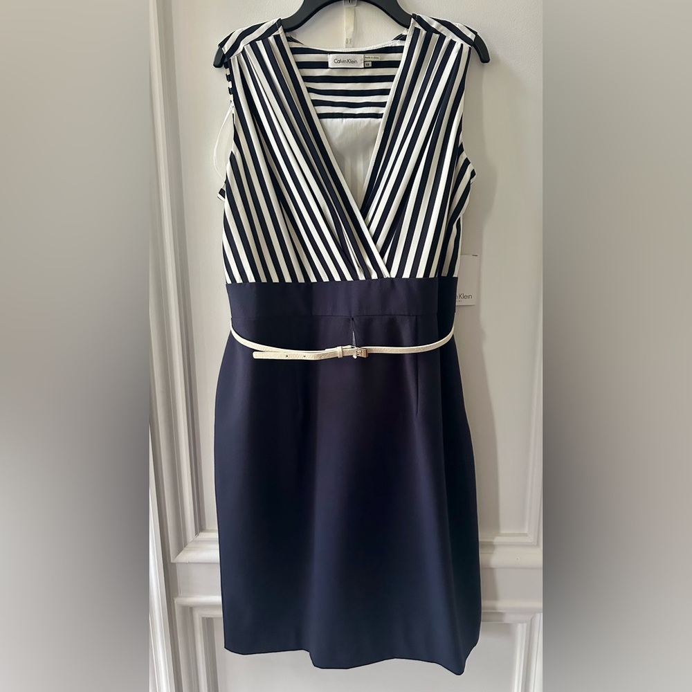 NWT Calvin Klein Navy/White Striped Sheath Dress w/Belt Size 10 (orig $134)